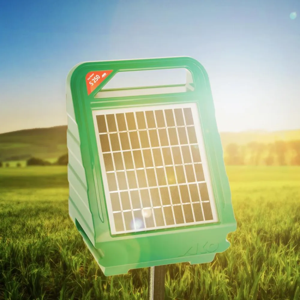 AKO ELECTRIFICATEUR SUNPOWER S250> Electrificateurs De Clôture·Électrificateurs Solaires Autonomes|Electrificateurs De Clôture·Électrificateurs Solaires Autonomes