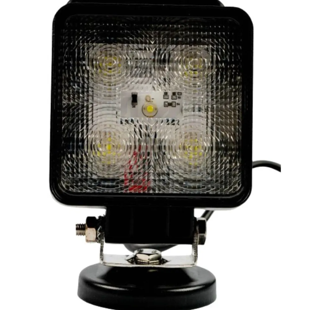 TERZEO PASSIONNÉS DE NATURE PHARE AIMANTE ALLUME CIGARE> Lampes Phares·Phares Rechargeables|Éclairage·